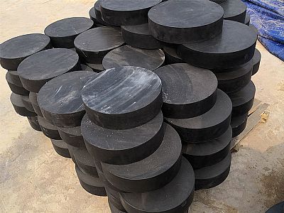 蜀山区板式橡胶支座由若干层橡胶片与薄钢板经加压硫化